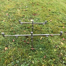 2 Stainless Steel 25-40cm Rod Buzz Bars + 2 T BAR 20-30CM Fishing Bank sticks 