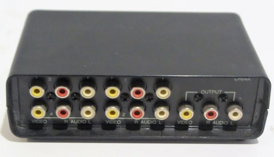 Radio Shack / Archer  Audio Video Selector Switch Model 15-1956B - Image 2 of 4