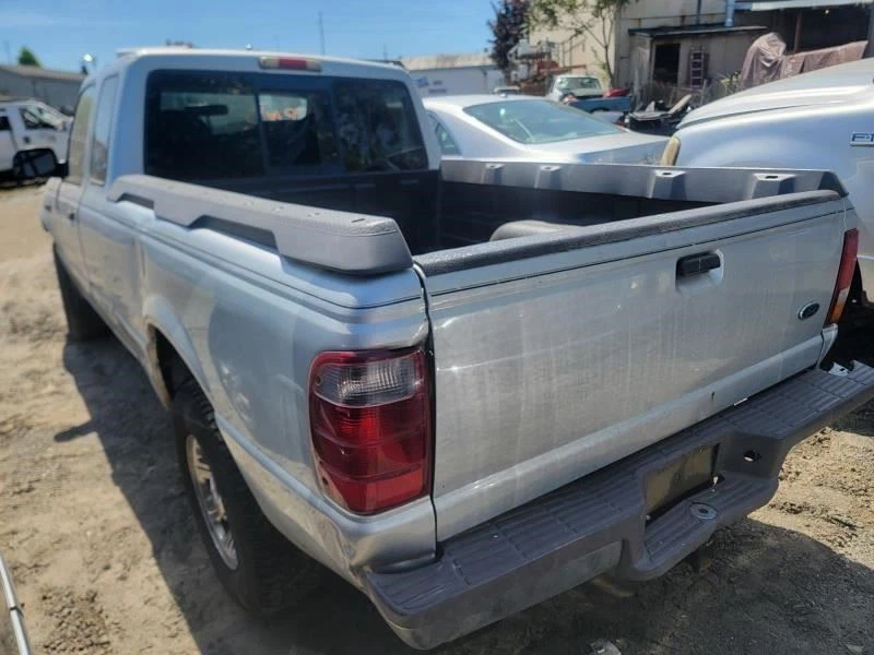 Módulo de control electrónico ECM del motor 2x2 compatible con 01-02 MAZDA B-3000 25078948 Foto 4 de 4