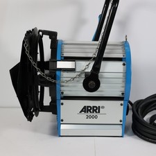 ARRI 2000 Fresnel Light Fixture