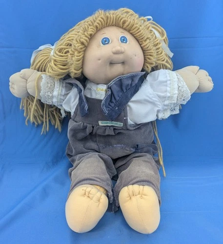 Vintage 1982 Cabbage Patch Doll Toy Blonde Hair