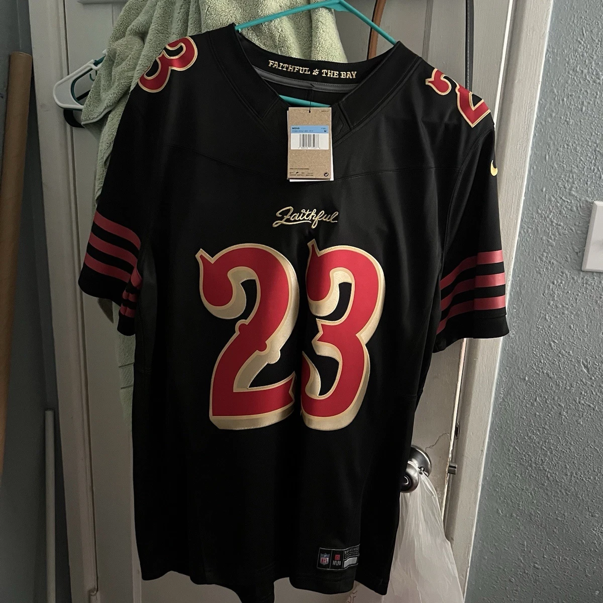 Preços baixos em Colin kaepernick San Francisco 49ers NFL Camisas