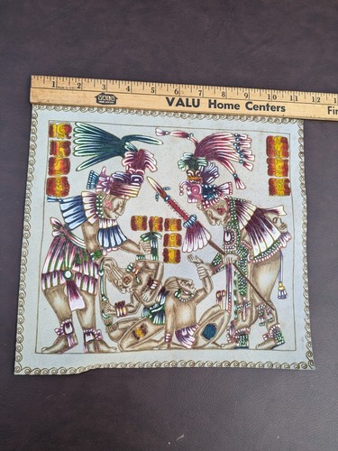 Die Schachtel mit zwei Altecas/zwei Esclayos 10,5 x 11" Pyrographie auf Wildleder. EG - Bild 12 von 14