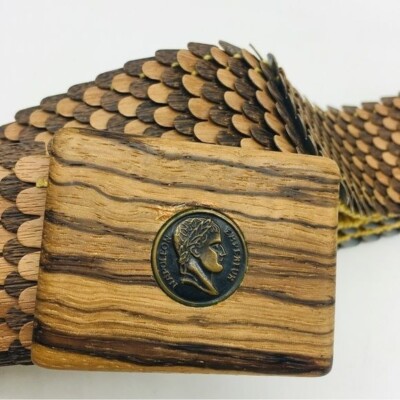 Beautiful VINTAGE Unique Dragon Scales Stretch Belt Wood  display picture 2