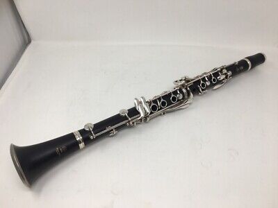 Clarinet Yamaha YCL-450 Established in 1887 with Accessories Clarinet Yamaha YCL-450 Established in 1887 with Accessories