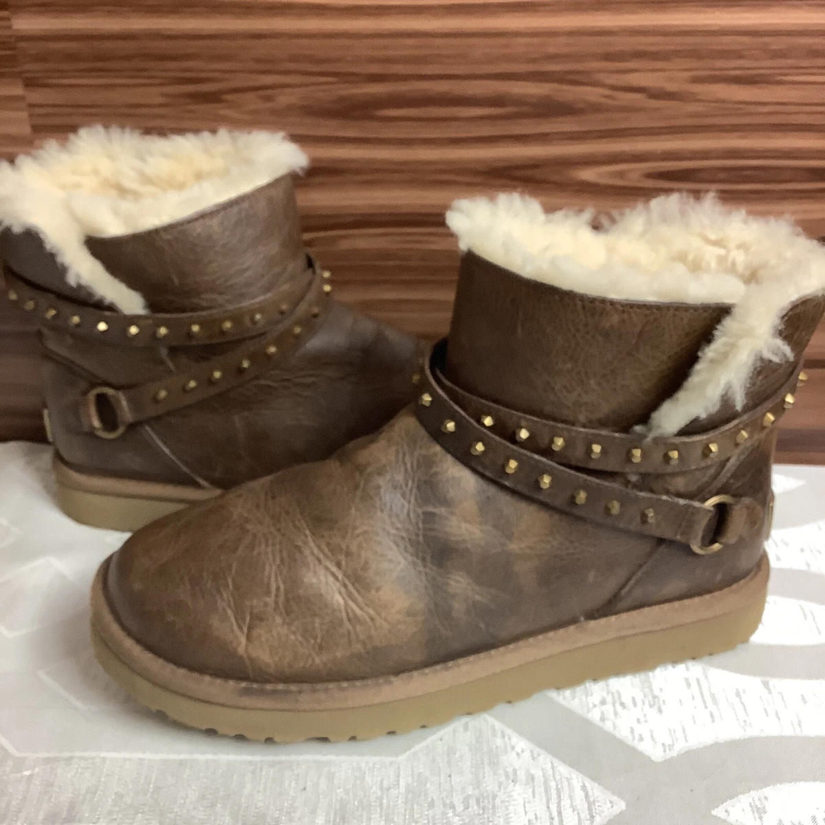 UGG Australia Emerson Ankle Boots Sz 7
