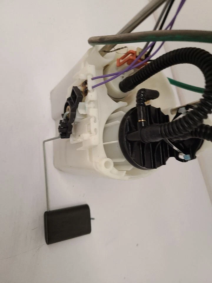 2012 2013 2014 FORD F150 PICKUP  Fuel Pump 3.5L Turbo 2WD Tank Mounted  - Image 2 of 4