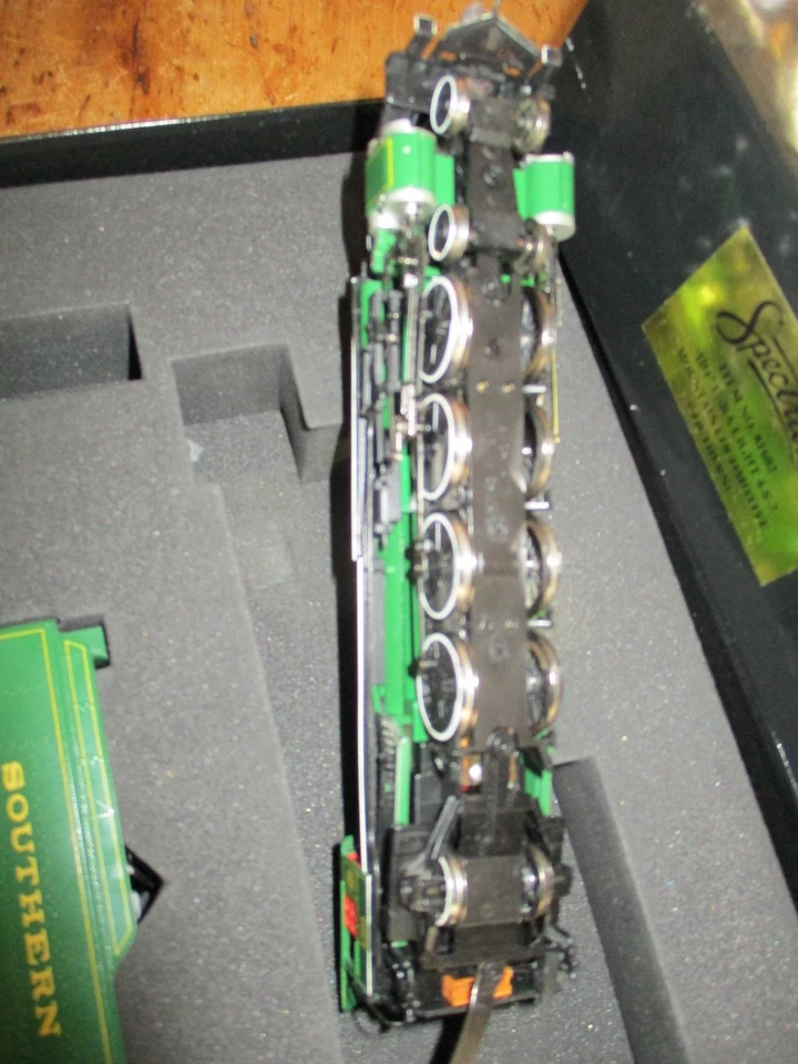 Bachmann Spectrum HO 81602 4-8-2 USRA Light Mountain Southern Locomotive LN - Image 4 of 4