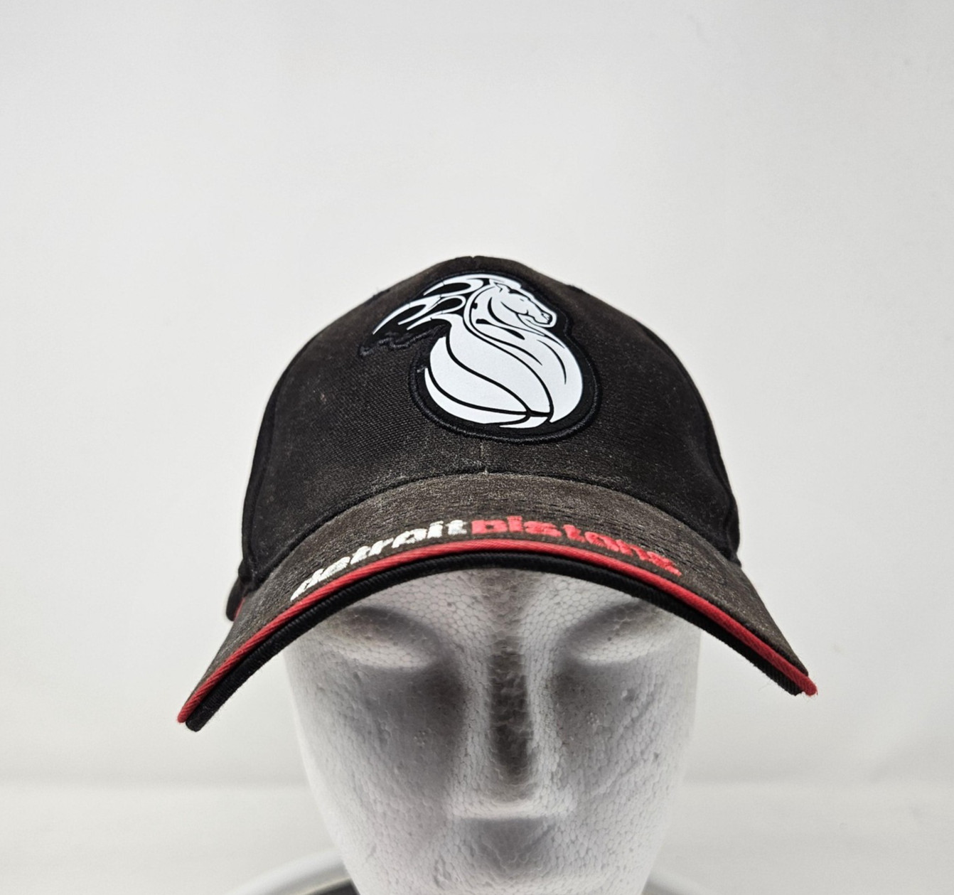 Vintage Detroit Pistons Hat Cap Strap Back Mens One Size Black NBA Nike 90s