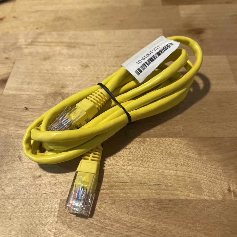 ARRIS Surfboard SB6190 -32x8 Docsis 3.0 Cable Modem - White Lightly Used 1 Month - Image 2 of 4