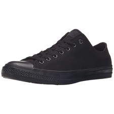 chuck taylor black low cut