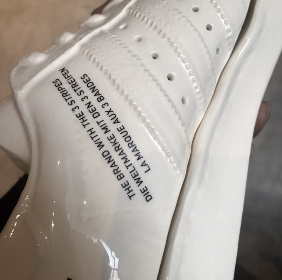 NEIGHBORHOOD × adidas INCENCE CHAMBER
