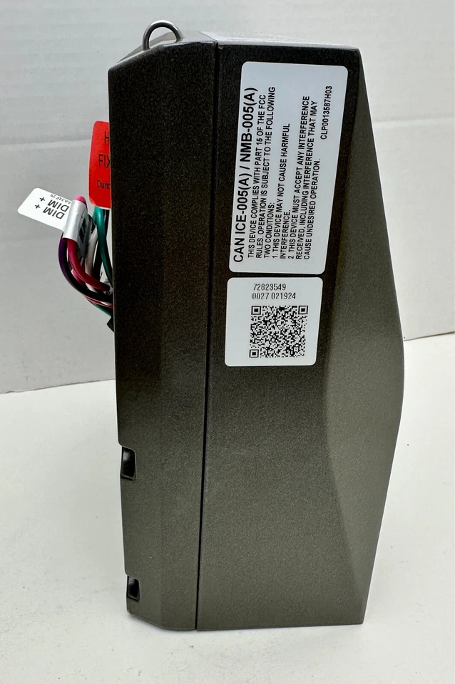 Cooper Lighting Solutions Axcent Small LED Wall Pack Walkway Light 14W 120-277V - Image 3 of 4