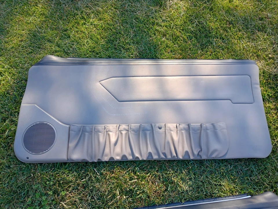 Ford Mustang 1987-1989 panel de puerta gris GT LX Cobra hatchback cupé SVT 5,0 L Foto 3 de 4