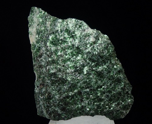 MUSCOVITE var. FUCHSITE -- NORWAY Finnmark - Kautokeino - Gaskkabeaivári /pj750 - Picture 6 of 15