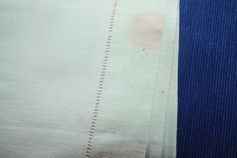 Service de table N°2 nappe 145 x 230 cm + 12 serviettes en coton vert Monogramme - Photo 3/4