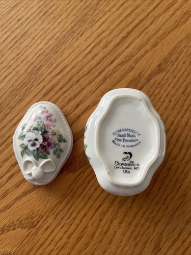 Rom America Hand Made Porcelain Trinket Box Made In Romania Floral Print - Picture 6 of 9