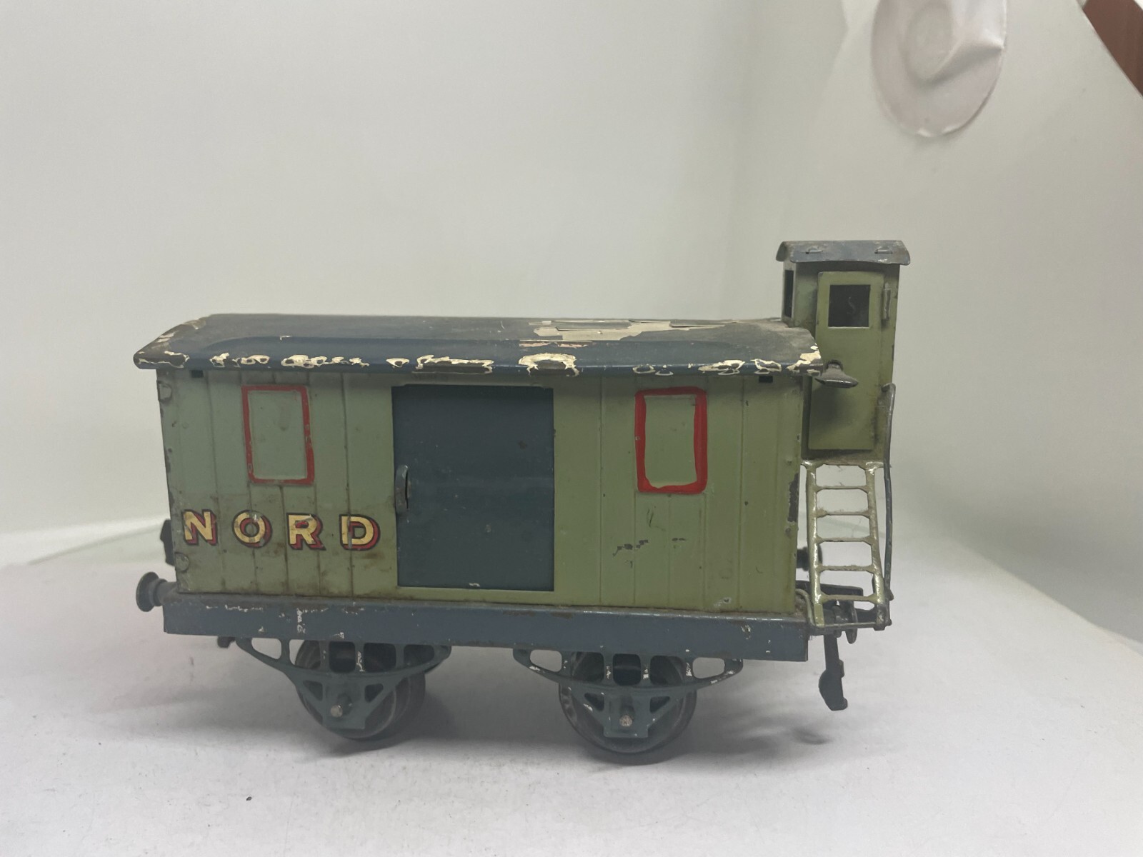Picture 3 of 12