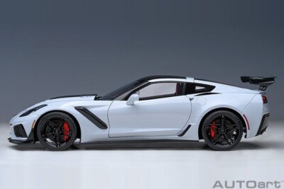 1/18 Chevrolet Corvette C7 ZR1 Ceramic Matrix Gray 2019 Model By