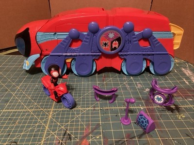 Marvel Spidey and His Amazing Friends Spider Crawl-R 2-in-1 Deluxe Headquarters