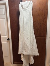 NWT Strapless White Wedding Gown Size 8 Beaded Embroidery Subtle Train