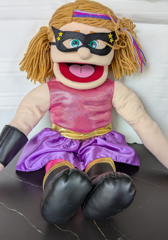SILLY PUPPETS 25'' SUPERHERO PEACH GIRL (204/6)