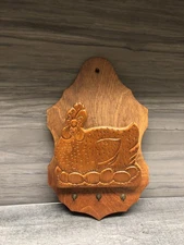 Vintage Wood Chicken On Eggs / Nest Wall Mount Letter Key Holder