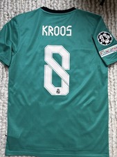 Real Madrid Trikot Gr. M Toni Kroos Saison 21/22 Prime Green