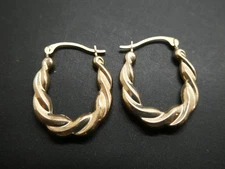 Vintage 10k Yellow Gold Twisted Lightweight Hinged Hoop Earrings