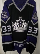 2006-07 LA Kings Game Used Jack Johnson Home Black Jersey COA TAG #0886