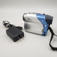 JVC Digital Video Camera 16x Optical Zoom GR-D72U Parts or Repair