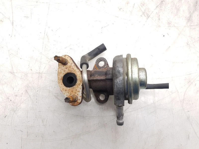 Toyota Tacoma Prerunner 2002 2,7 L tracción trasera con válvula EGR  Foto 2 de 4