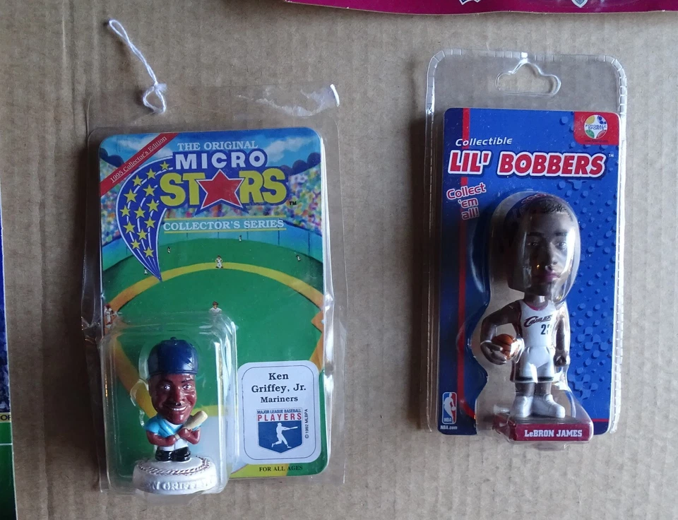 7 figuras de juguete deportivas de venta de patio - Marino Flutie Griffey Namath Lebron James Foto 4 de 4
