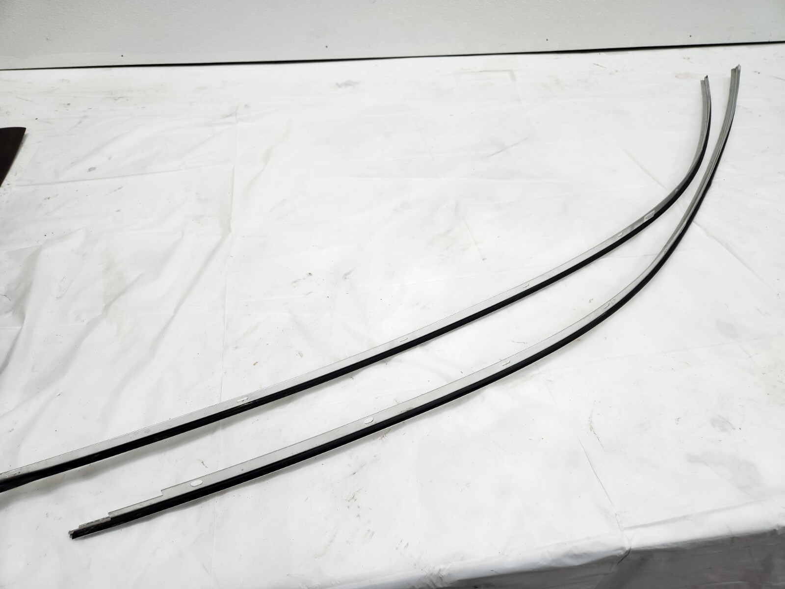 ⭐ 08-19 Maserati Gran Turismo Right & Left Exterior Roof Molding Cover Trim Oem