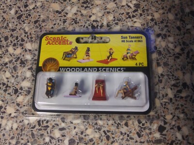 Woodland Scenics Sun Tanners Scenic Accents Figure Set HO Scale - A1963