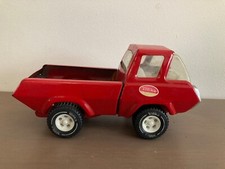 Vintage red Tonka toy truck  1970s metal with plastic