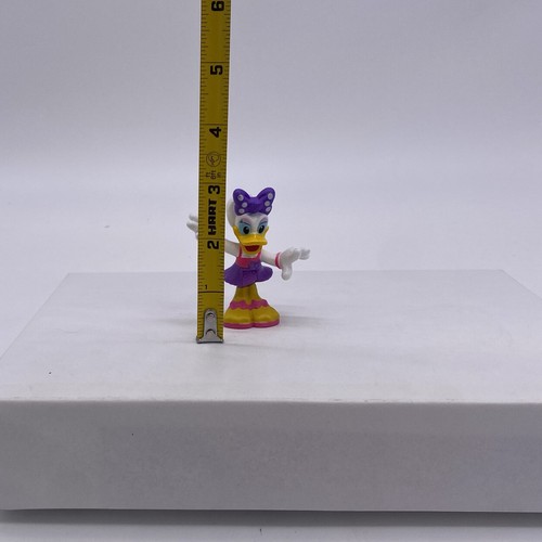 Disney Daisy Duck PVC Figure Cake Topper Birthday - Picture 7 of 7