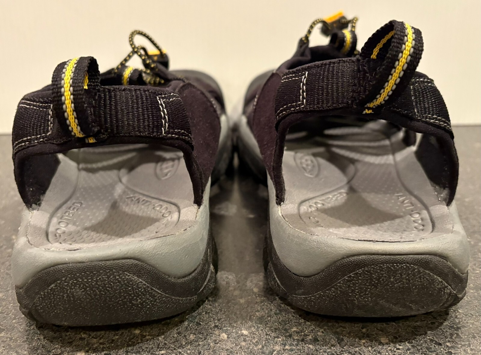 KEEN Newport H2 110230 sandali sportivi da trekking punta chiusa scarpe uomo taglia 14