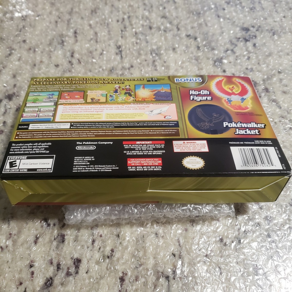 Nintendo Pokemon HeartGold w/ Bonus Figure and Walmart Exclusive
