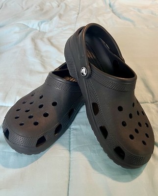 Crocs Unisex Black Classic Clog Size W7 M5 Excellent Preowed Condition