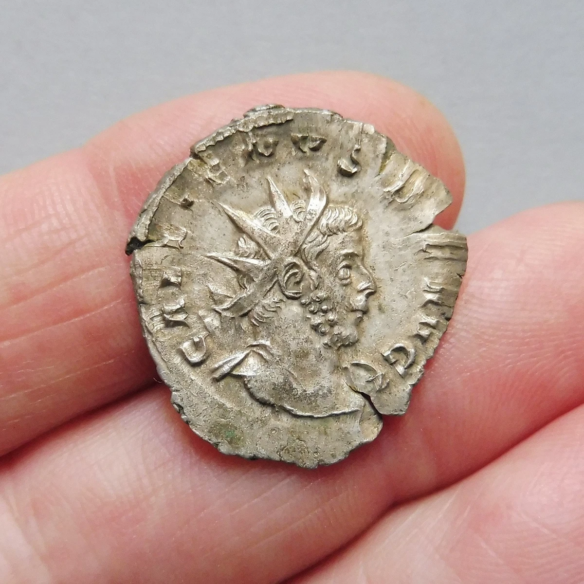 Empereur POSTUME Antoninien Billon. Lot de trois pièces (saucées