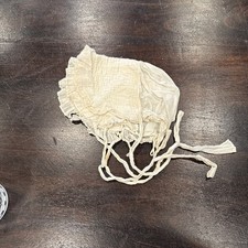 Vintage small child white bonnet see pics and description