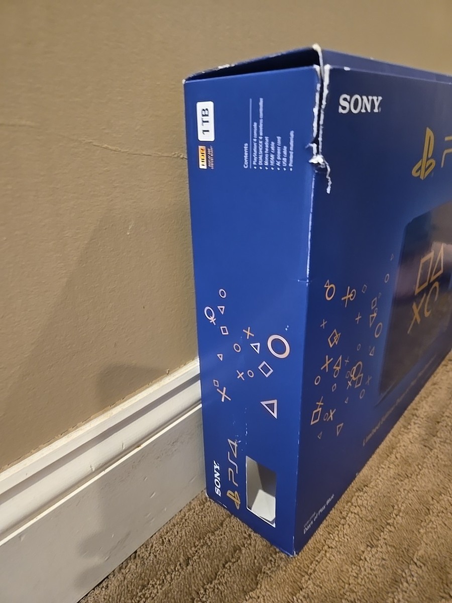 Sony PlayStation 4 Days of Play Limited Edition Gaming Console