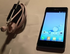 LG  Optimus L5 II Dual E460 - 4GB - Schwarz (Ohne Simlock) Smartphone