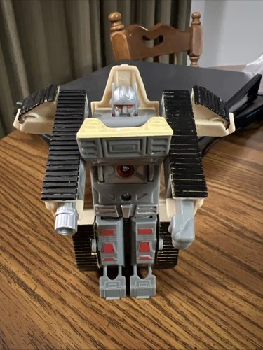 Vintage Transformers BOOTLEG Military TANK Robot Figure Decopac Inc