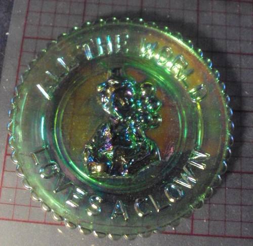 Mosser green carnival clown plate 3.5" All the world loves a clown - Picture 3 of 3