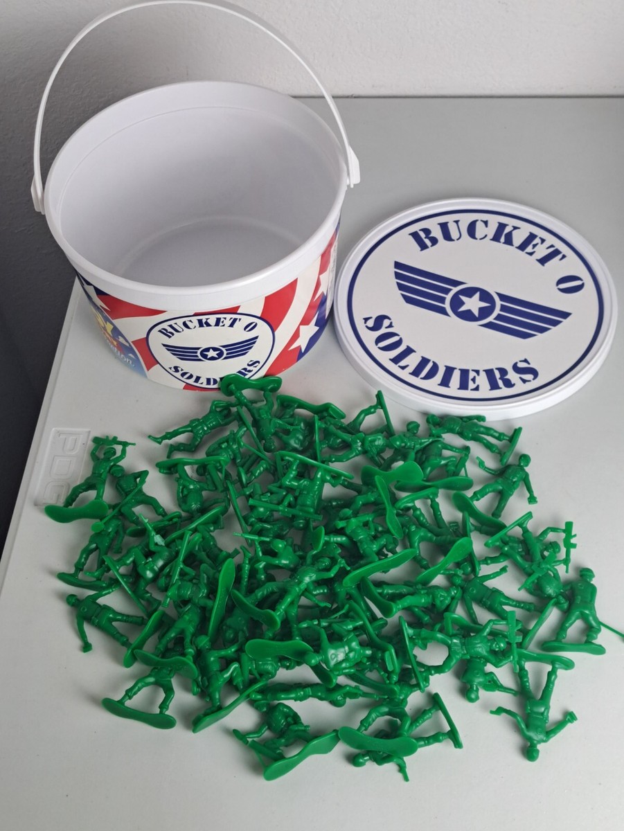 トイストーリー BUCKET O SOLDIERS Toy Story Collection
