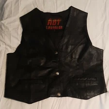 VTG Hot Leathers Classic Black Leather Men's Vest L Bikers Motorcycle Riding EVC