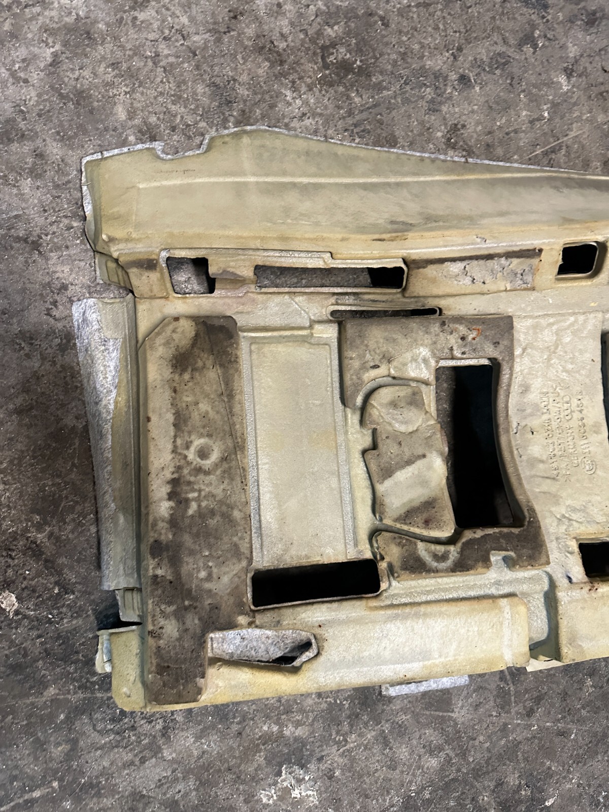 2018 AUDI R8 SPYDER LEFT DRIVER INTERIOR FLOOR CARPET OEM 4S1 863 021