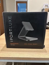 ***iPort Luxe 71000 BaseStation Black - iPad Magnetic Charging Station***